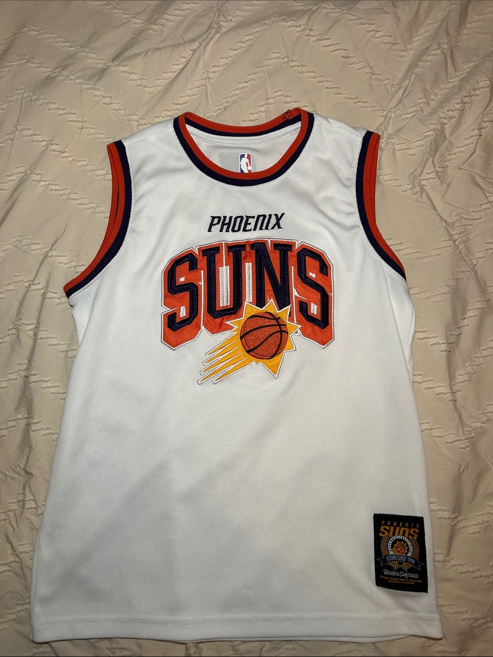 White Phoenix Suns Basketball Jersey - Picture 1 of 6